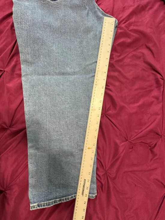 Levi's Wedgie Straight Jeans Women's Size 18W Blue Denim Button Fly - Picture 8 of 13